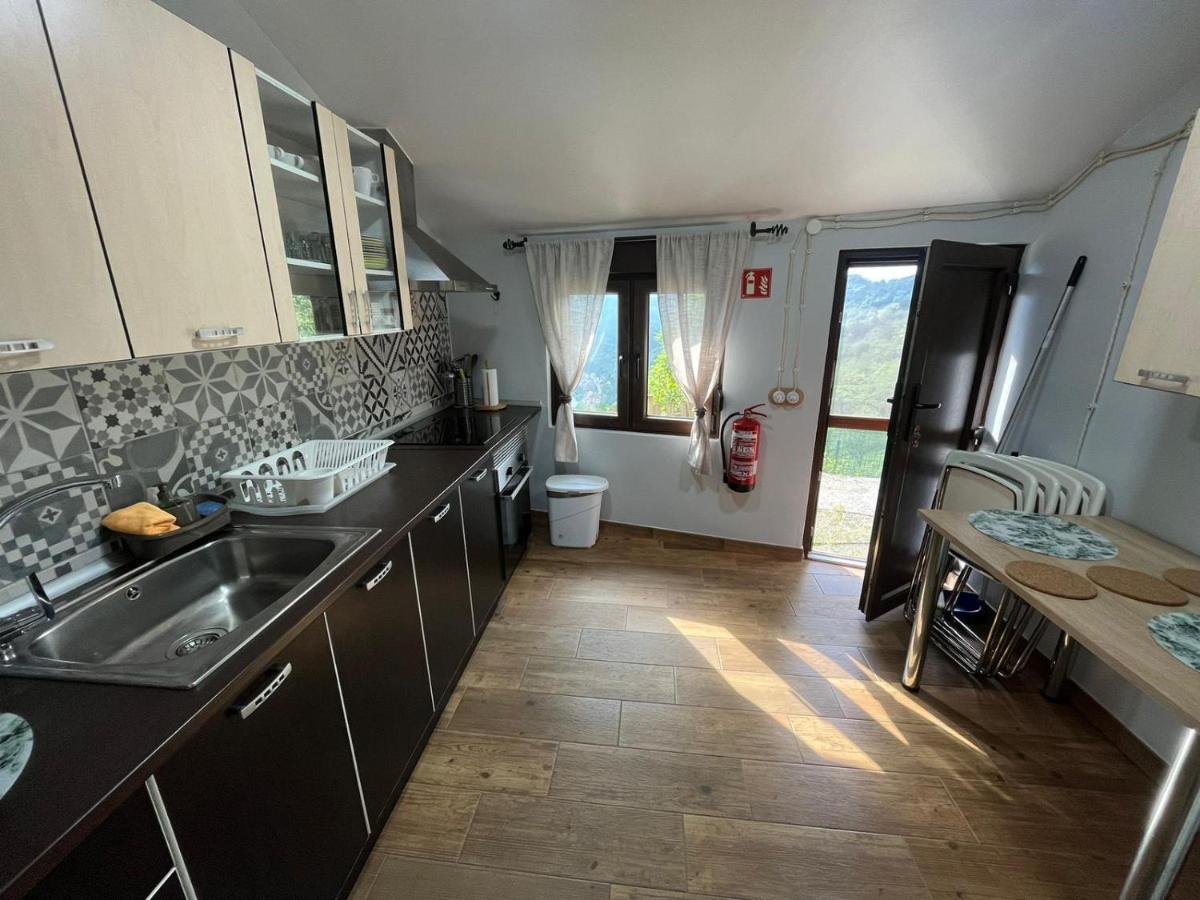 Estupenda Casa Rural Con Excelente Ubicacion Gramedo Eksteriør billede